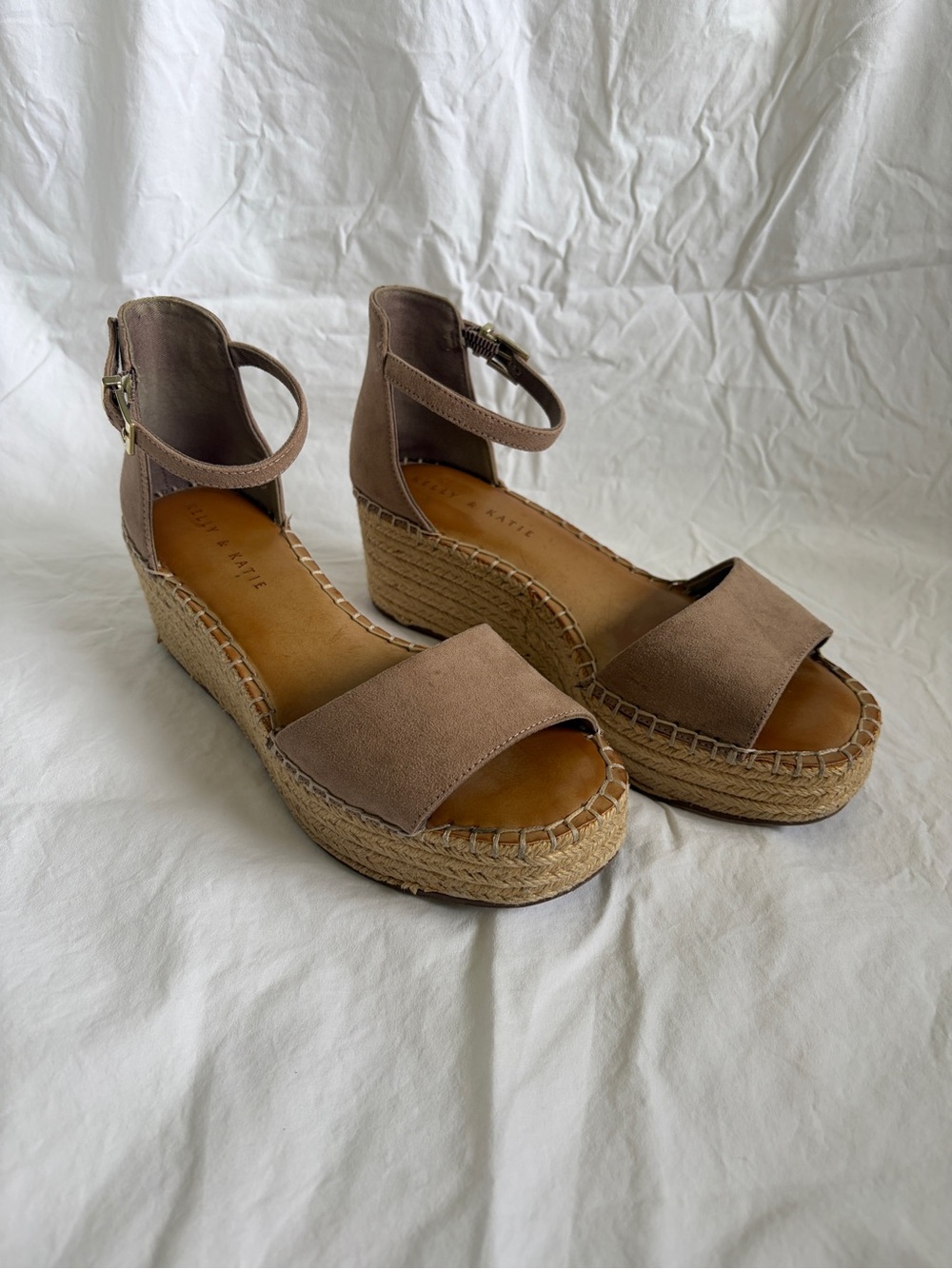 Kelly & Katie Espadrille Platform Sandal in Taupe